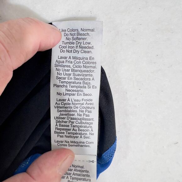 Oakley Swift Tank Top Hydrolix Woman's Large 532249 Imperial Blue All Over Logo - Picture 14 of 16